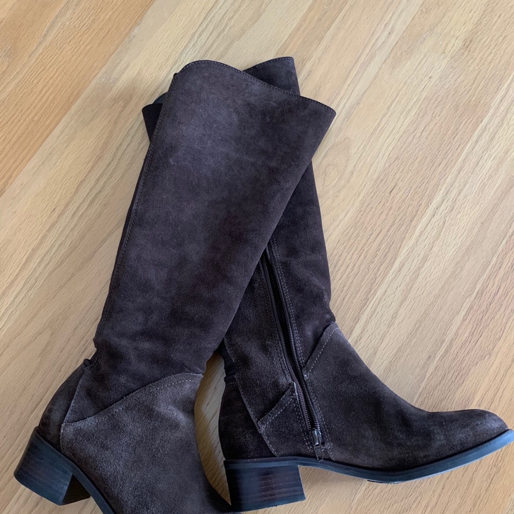 Boots - Picture 2 of 2